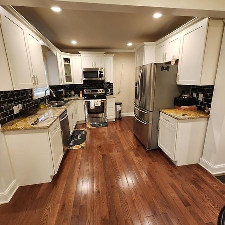 Spacious Newly Renovated Home Atlanta Exterior photo